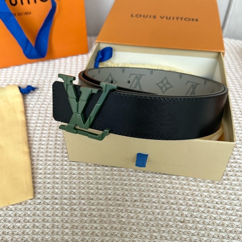 l0vis Vvtt0n belts